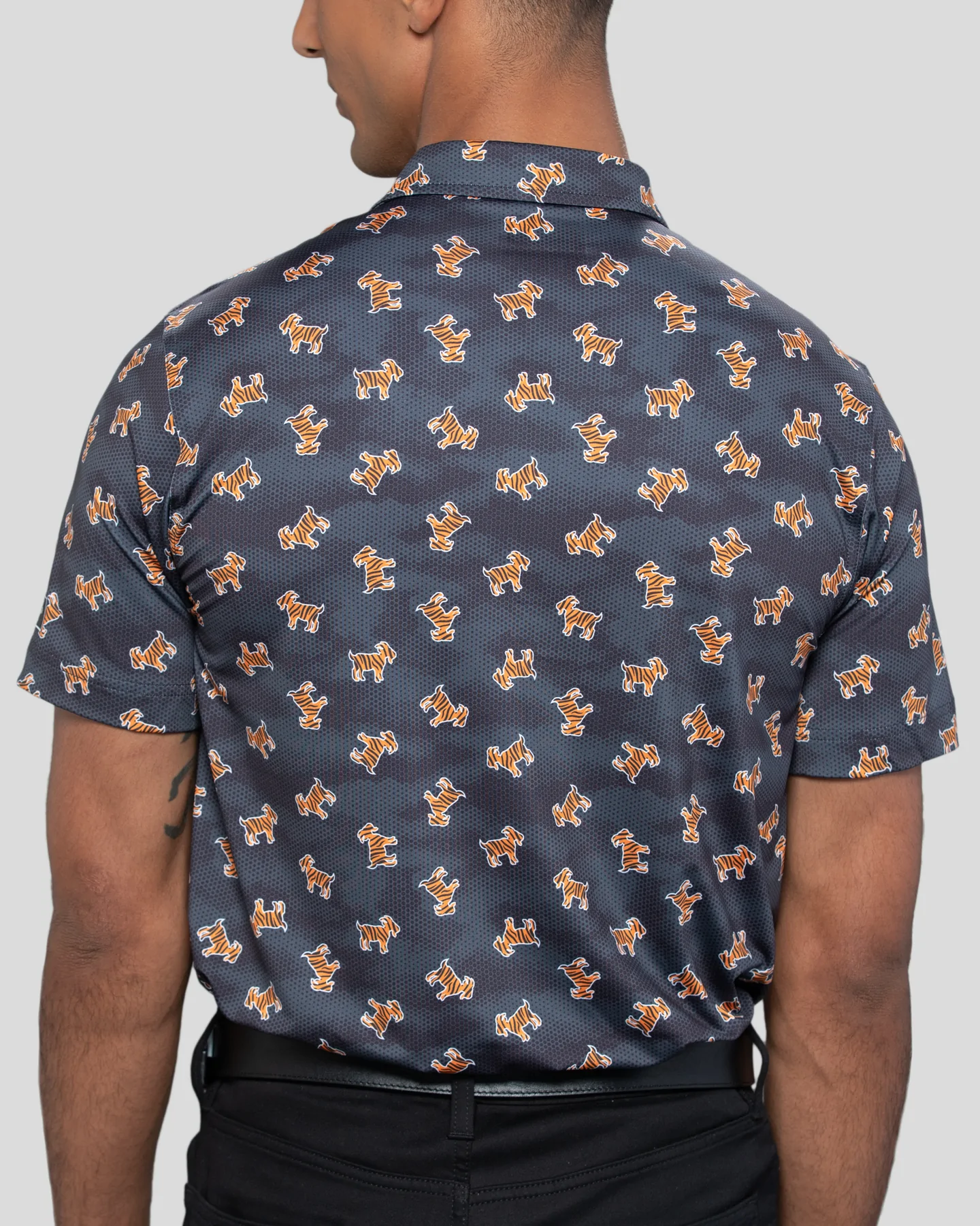 Waggle-Golf-The-GOAT-Polo-10_1800x1800